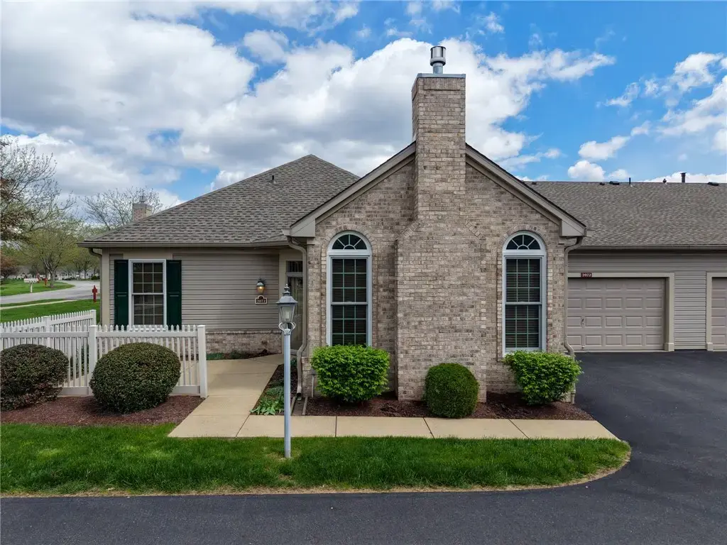 2072 Winchester Court , Connoquenessing