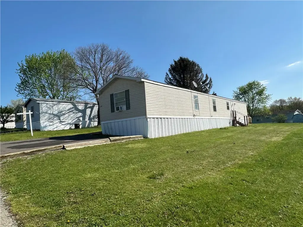 137 Brook Lane, Middlesex