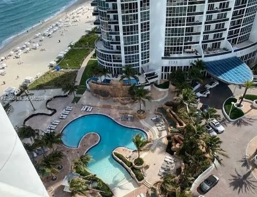18201 Collins Ave 2003, Sunny Isles Beach