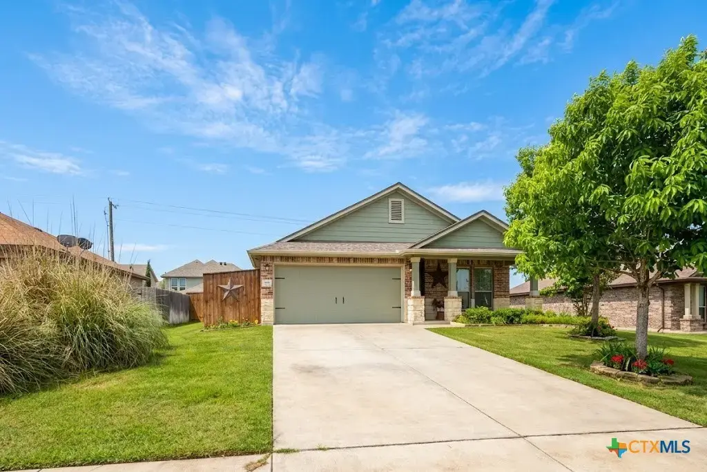 309 Coby Drive, Troy