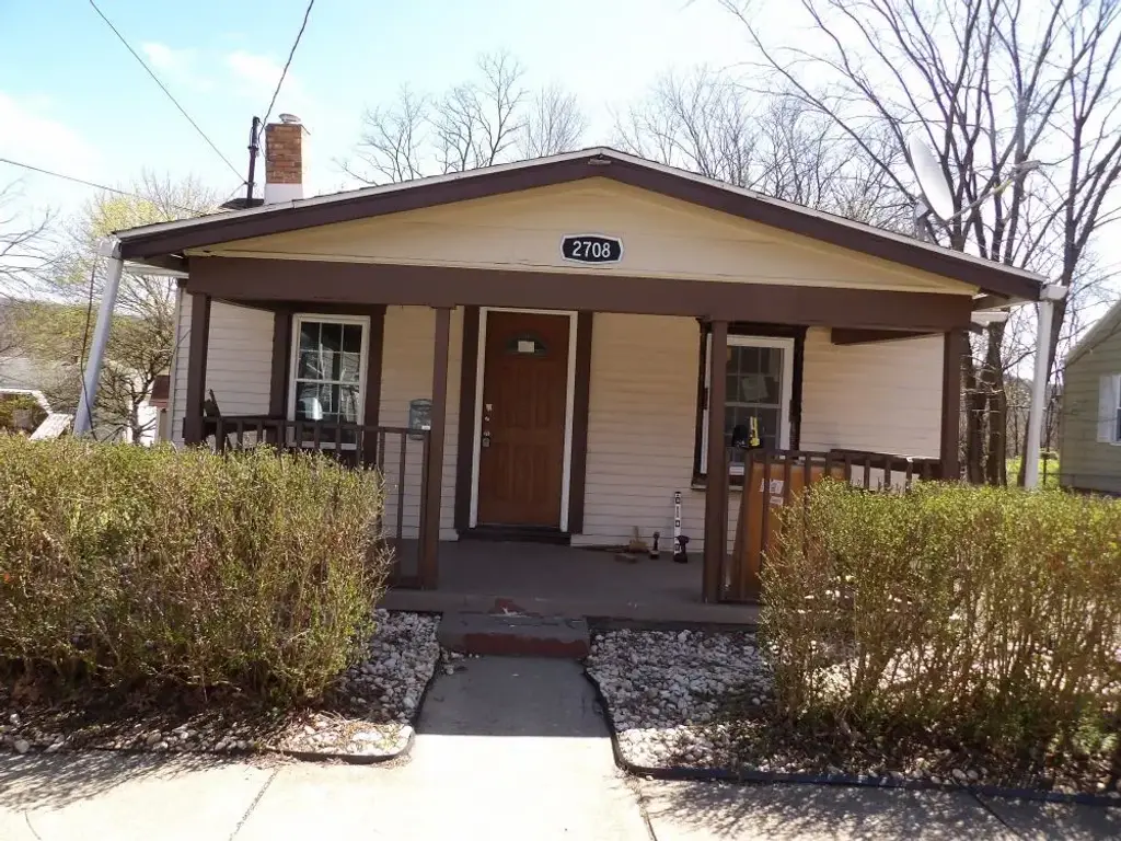 2708 5th Avenue , Beaver Falls