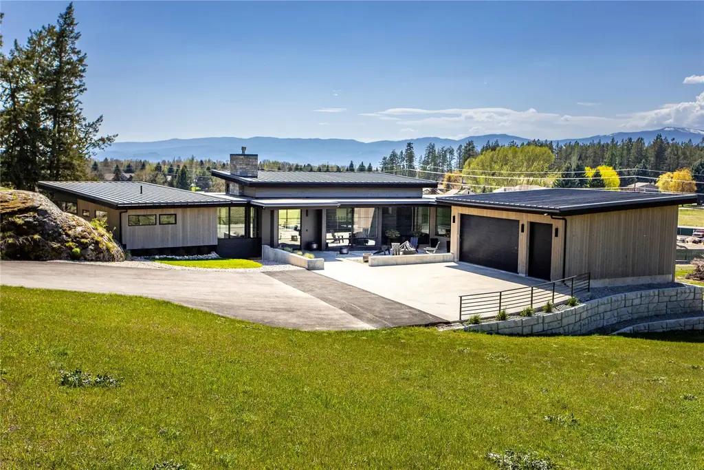 48 Eagle Rock Drive, Bigfork