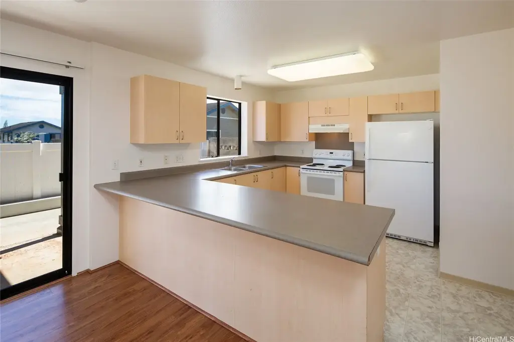 95-2057 Puukaa Street # 116, Honolulu