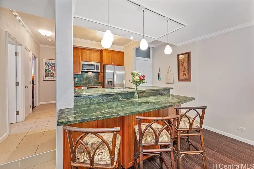 1020 Aoloa Place # 101b, Kailua