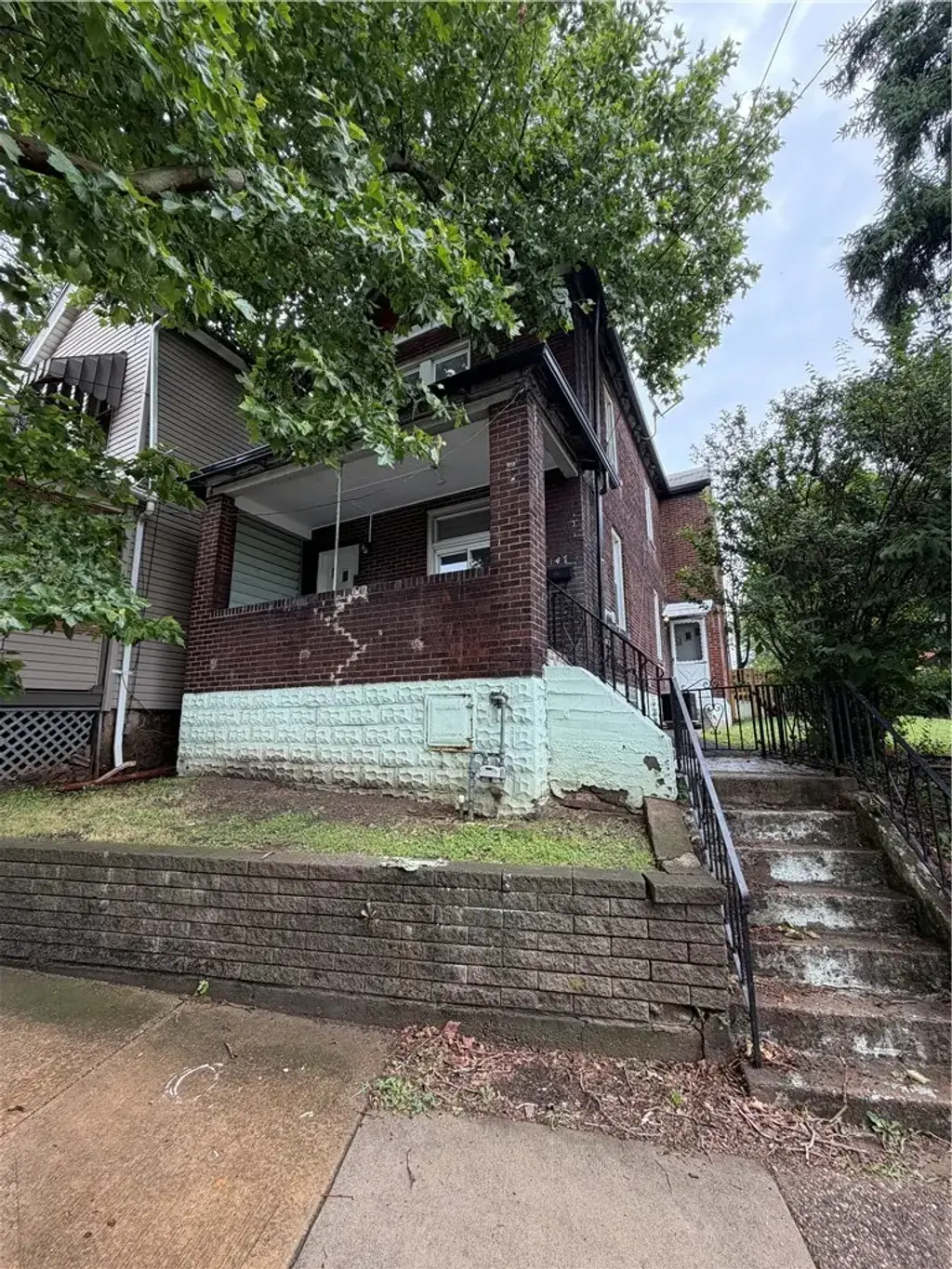 147 Auriles Street , Duquesne