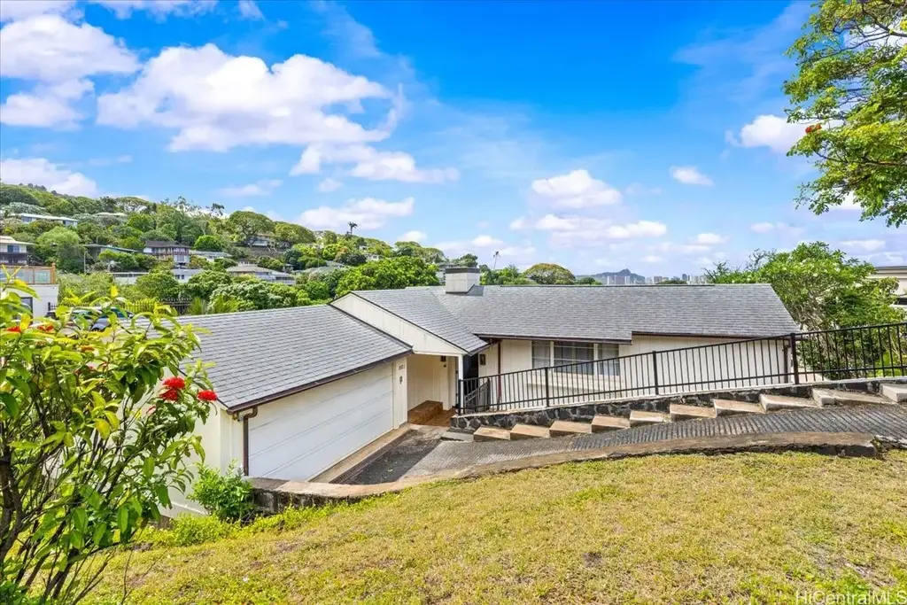 2021 Mott Smith Drive, Honolulu