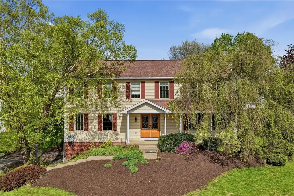 105 Bayberry Lane , Cranberry