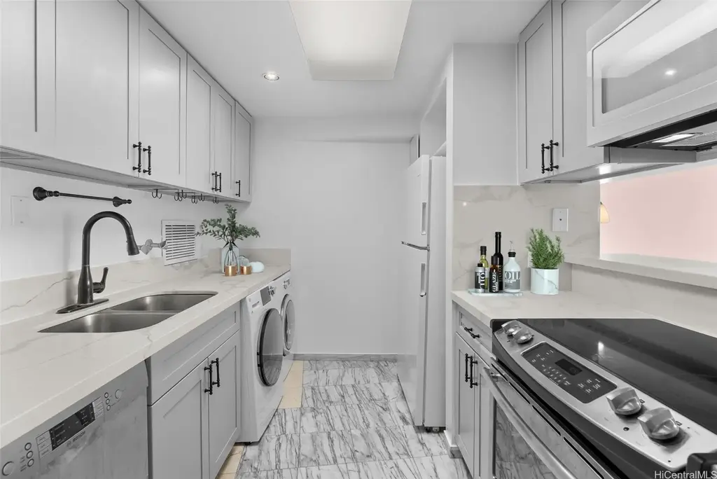 2333 Kapiolani Boulevard # 1607, Honolulu
