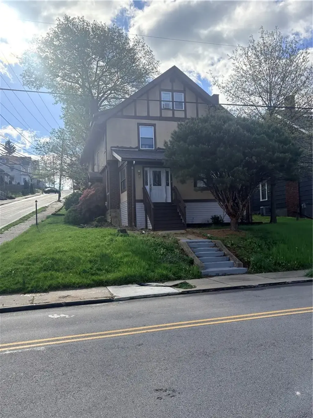356 Locust Avenue, City of Washington