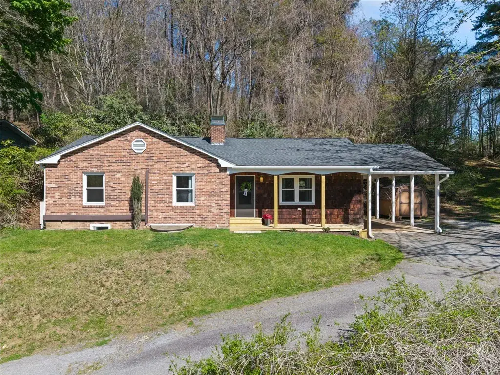 172 Park Street, Boone