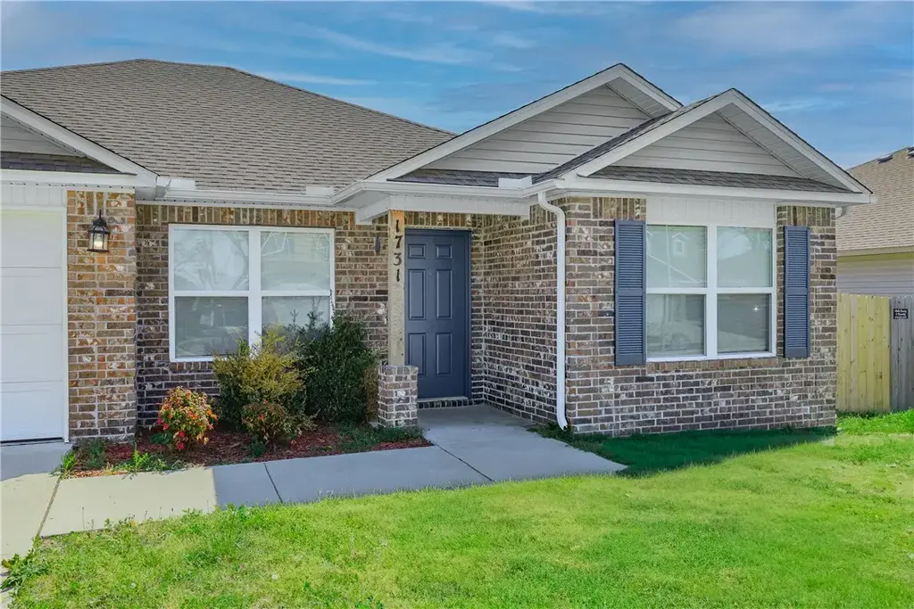 1731 Hermitage Drive, Centerton