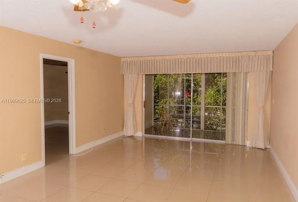 3 of 18 - 8842 W Mcnab Road, Tamarac, FL