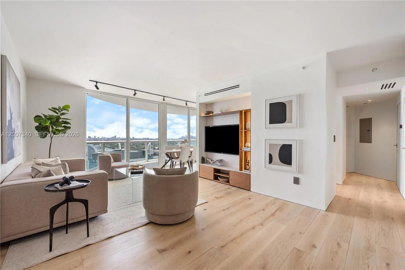 4 of 22 - 6365 Collins Avenue #3904, Miami Beach, FL