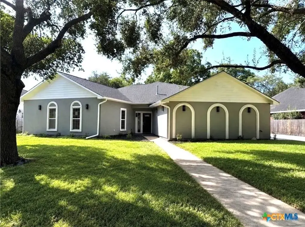 114 Chimney Rock Drive, Victoria