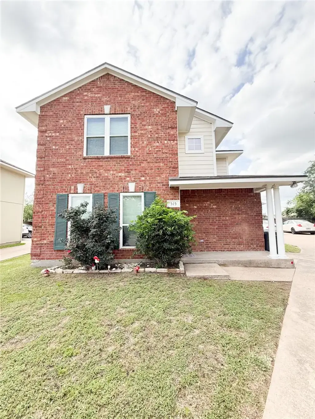 515 Camp Court, College Station