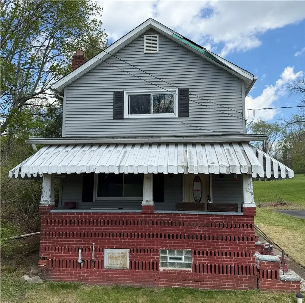 130 Carr Avenue , Menallen