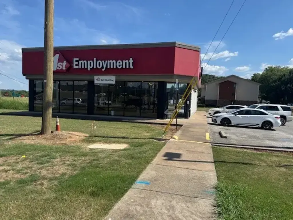 2517 W Martin Luther King Jr Boulevard, Fayetteville