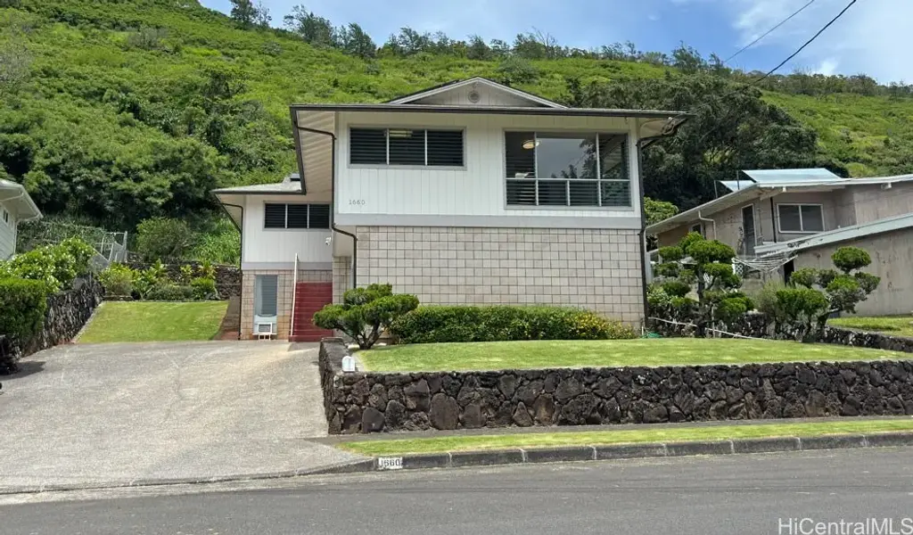 1660 Onipaa Street, Honolulu