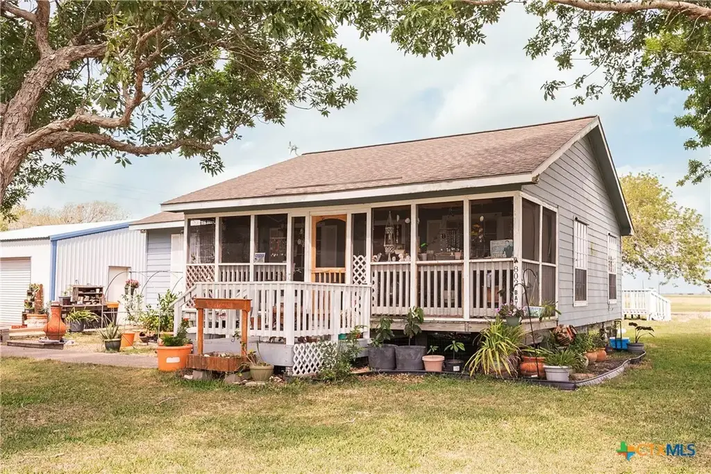 802 Bay Street, Austwell