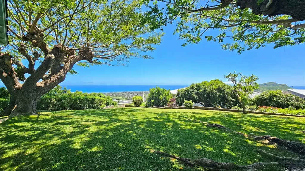4125 Pakolu Place, Honolulu