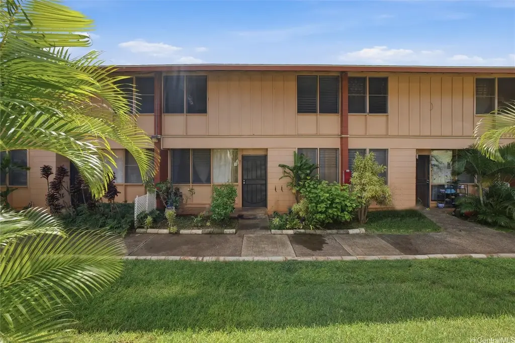 1305 Kipaipai Street # 24c, Pearl City