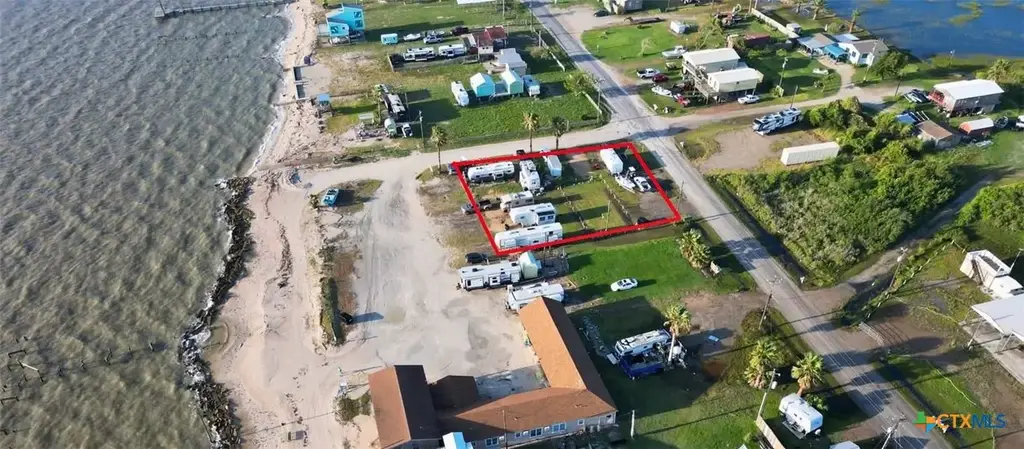 1327 N Ocean Drive, Port Lavaca
