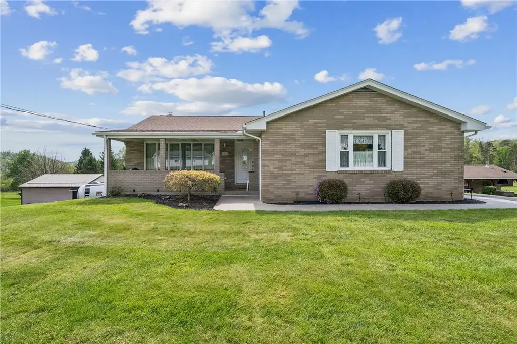 1416 Brinkerton Road , Hempfield