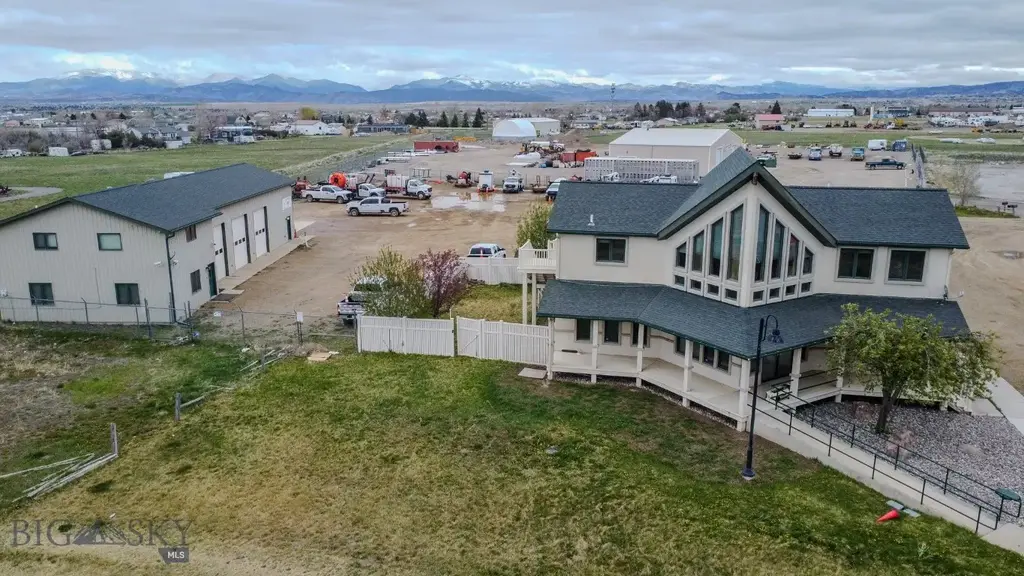 3012 L Drive, Helena