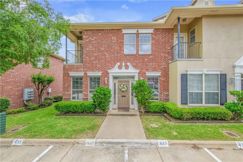 437 Forest Drive, College Station