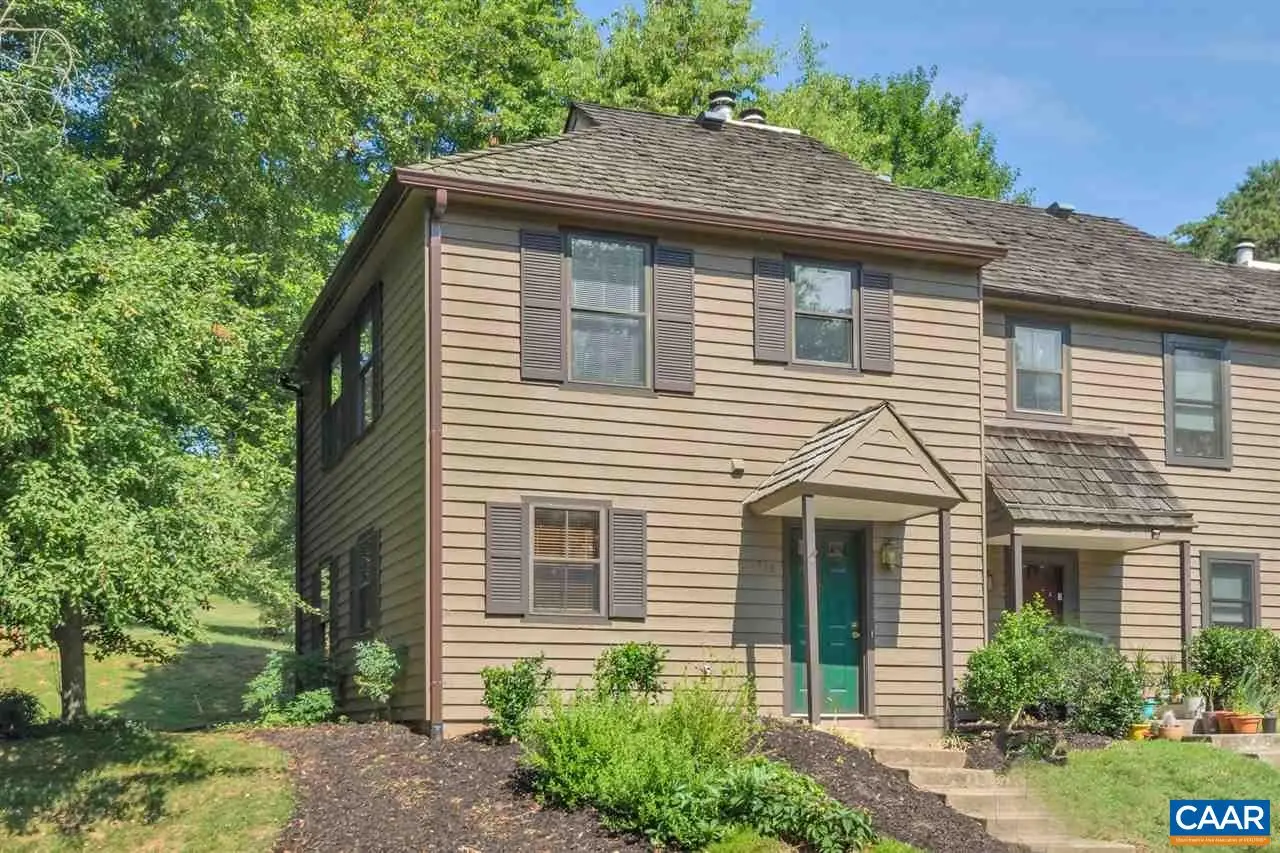 718 Exton Ct, Charlottesville