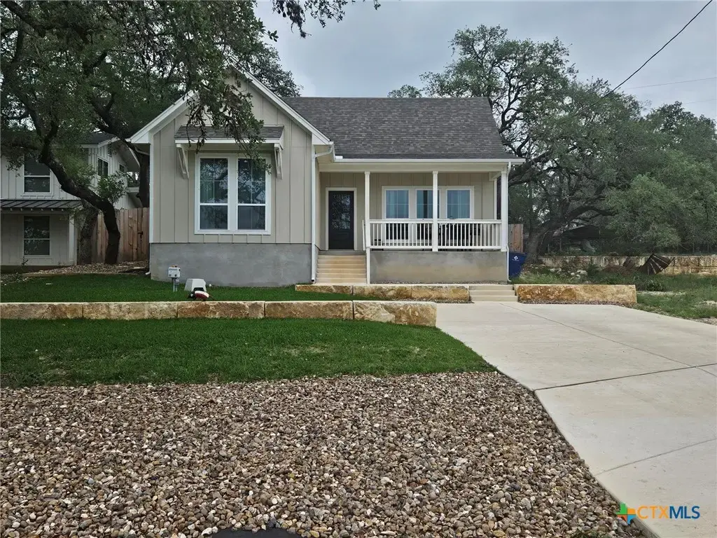 1095 Diamondhead Drive, Canyon Lake