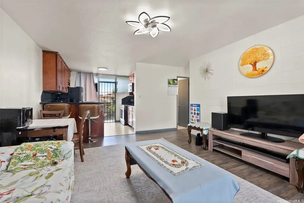 1119 Kokea Street # C201, Honolulu