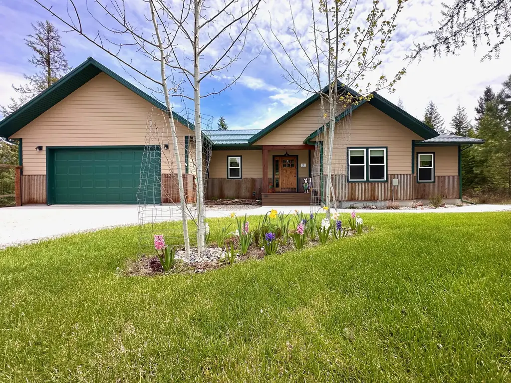 4 Buck Court, Trout Creek