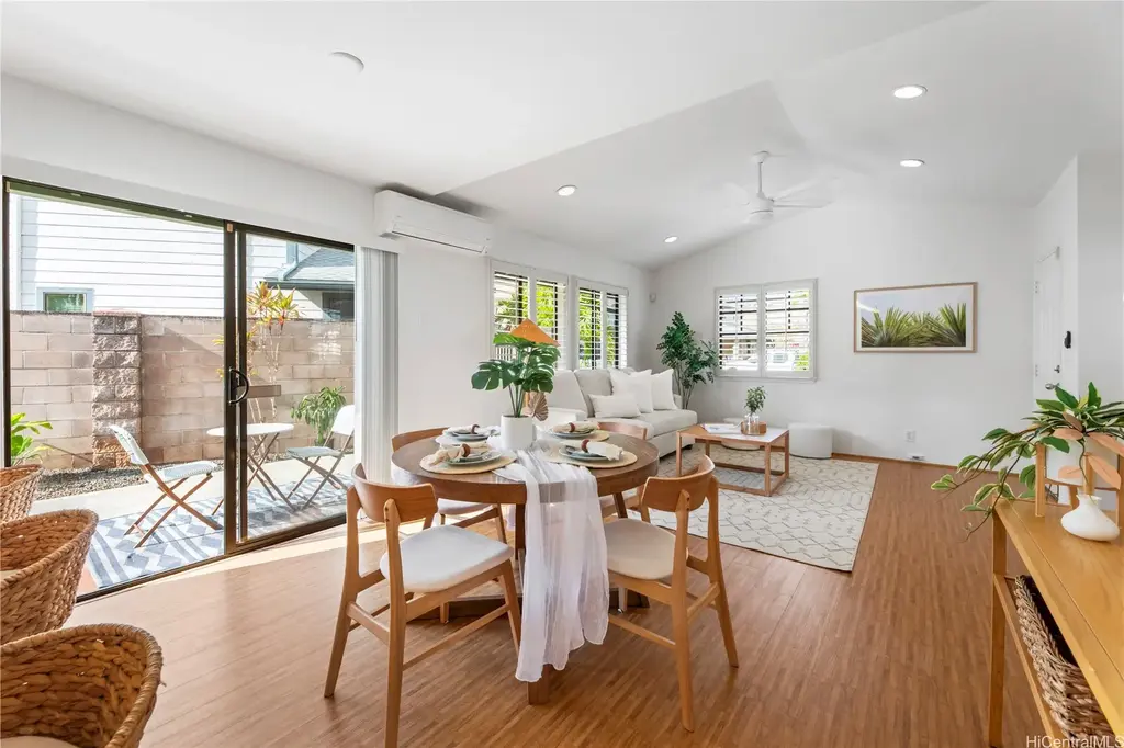 95-224 Haleleka Place # 81, Mililani