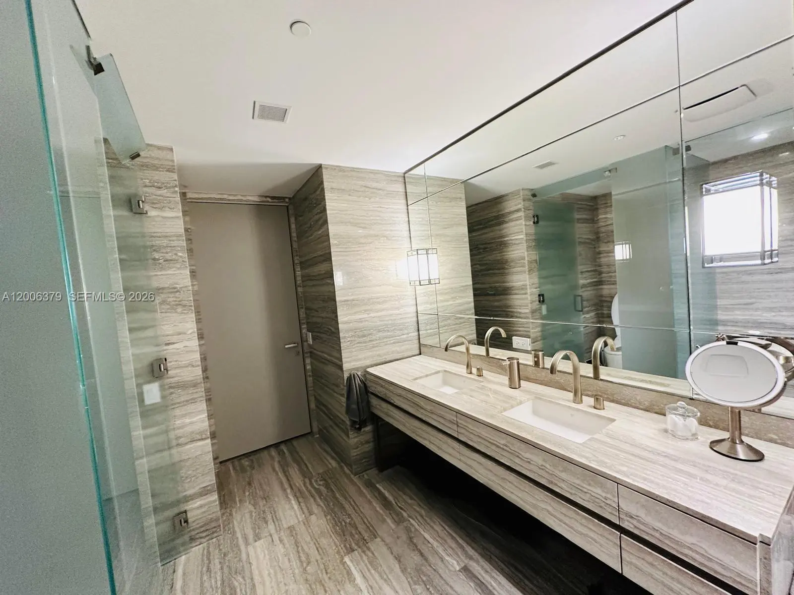 4 of 9 - 18975 Collins Avenue #304, Sunny Isles Beach, FL
