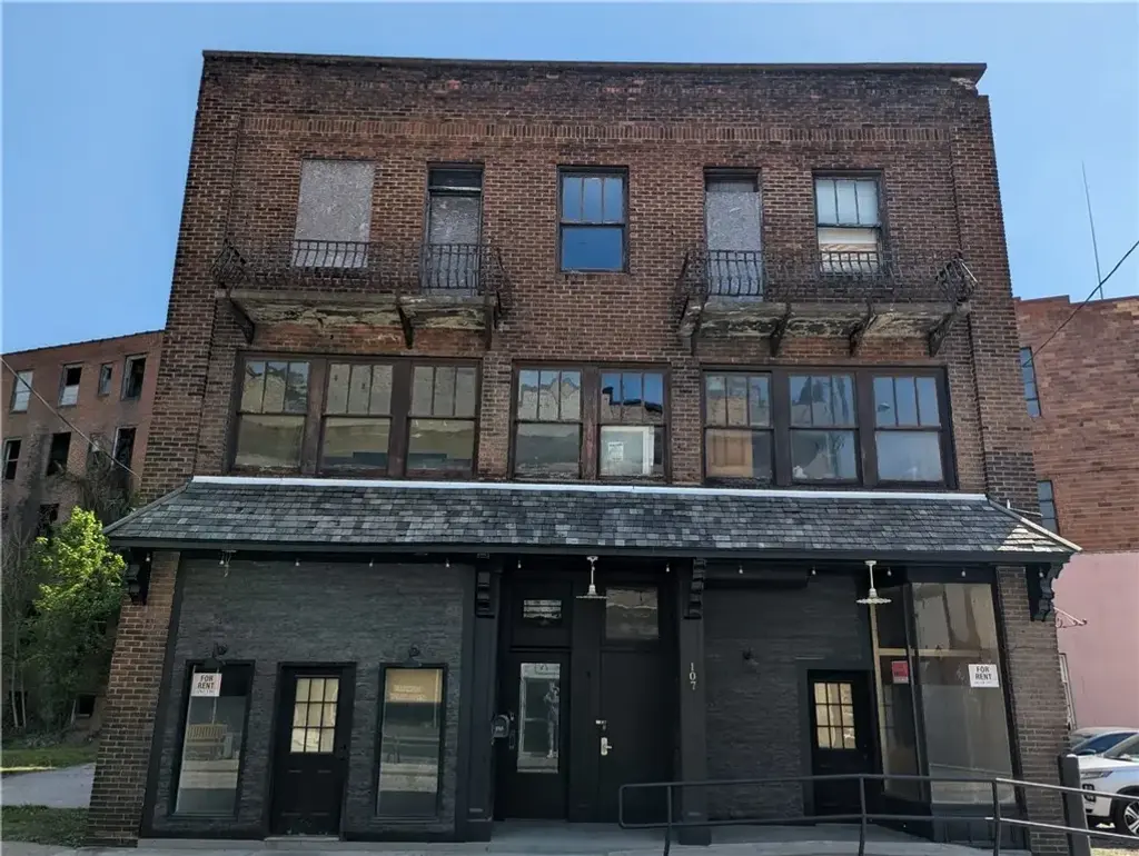 107 Brownsville Avenue , Brownsville