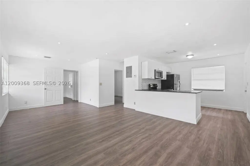 1344 Nw 7th Ter, Fort Lauderdale