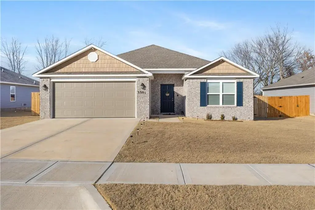 3301 E Hagen Street, Siloam Springs