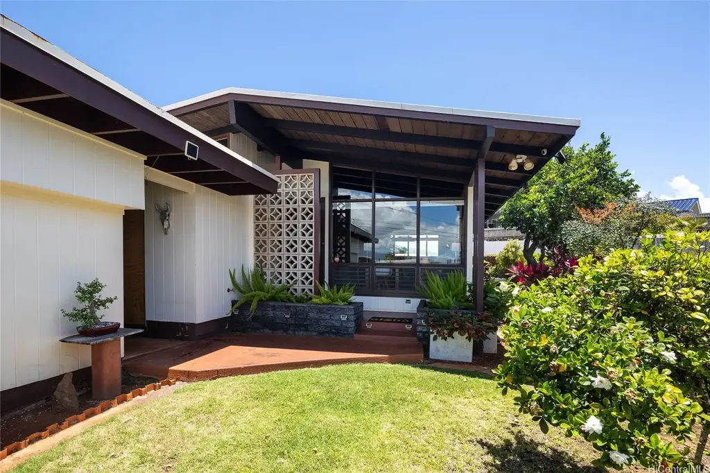 1627 Anakole Place, Pearl City