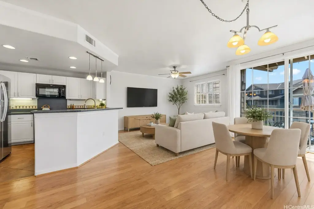 7018 Hawaii Kai Drive # 206, Honolulu