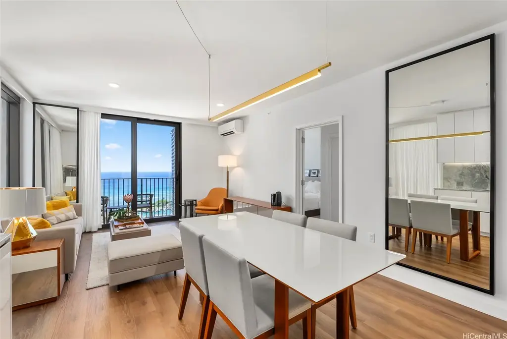 987 Queen Street # 3102, Honolulu