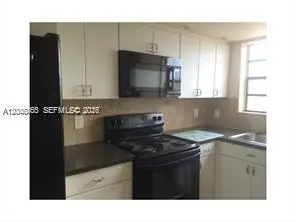 3 of 4 - 7740 Abbott Avenue #5b, Miami Beach, FL