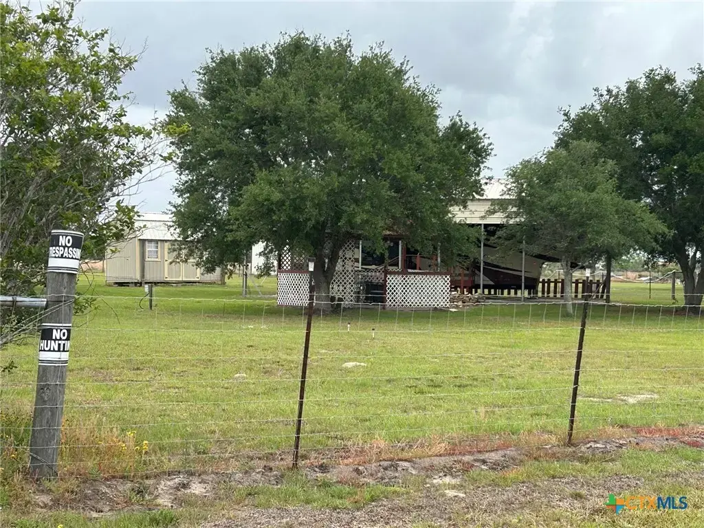 120 Mcalister Lane, Seadrift