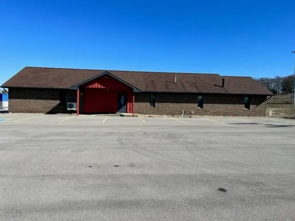 201 Fairview Drive , Center