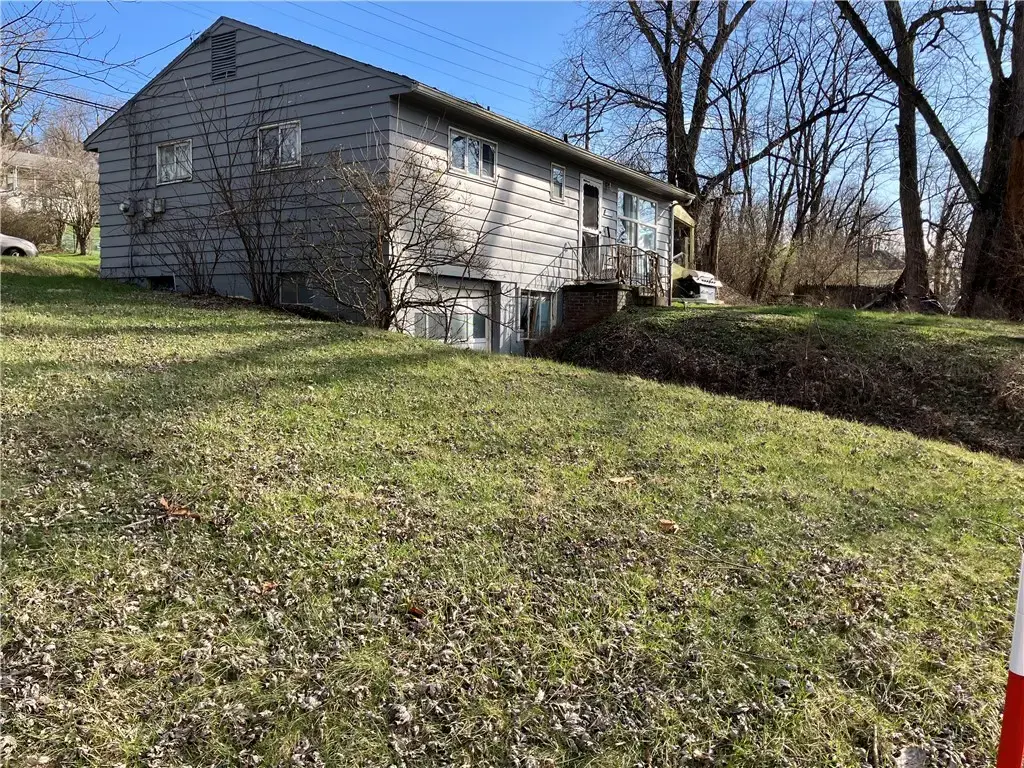 2570 Reiter Road, Penn Hills