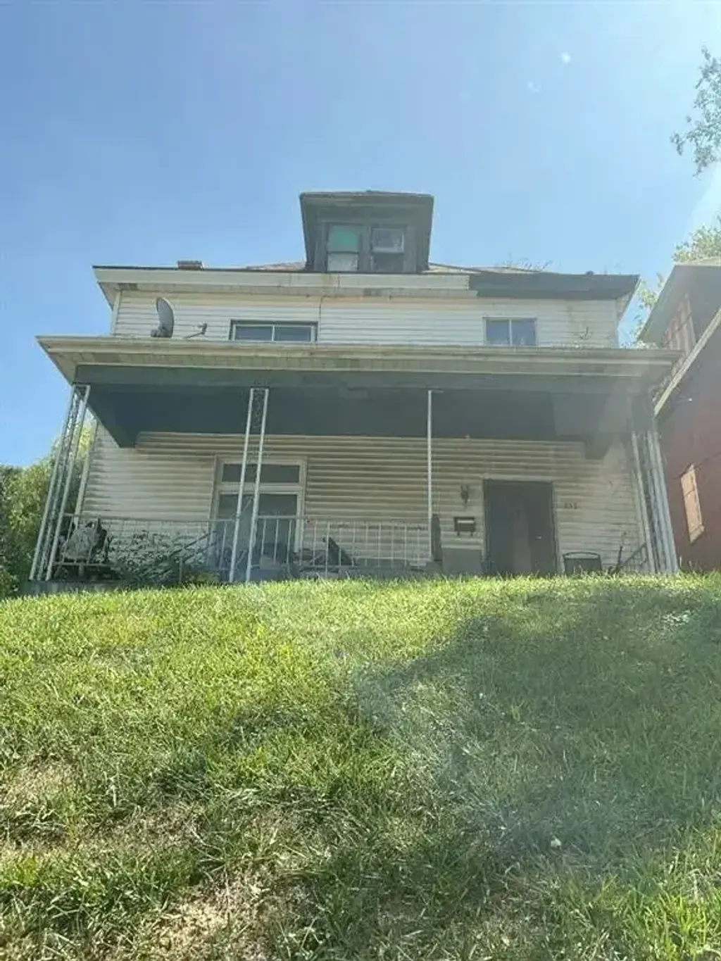 353 High Street , Brownsville