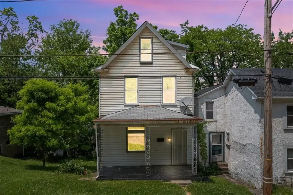 1567 Princeton Boulevard , Wilkinsburg