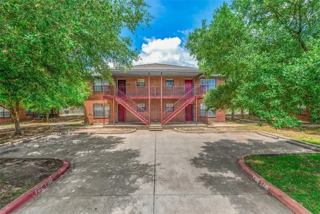 1808 Woodsman Drive, College Station