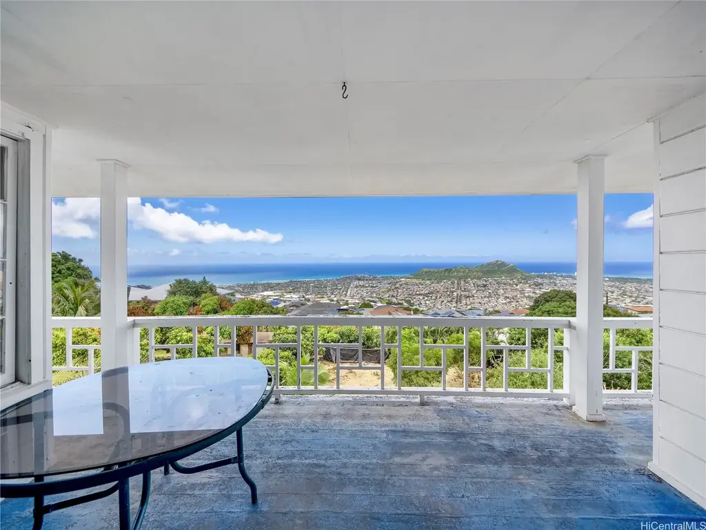 3843 Lurline Drive, Honolulu