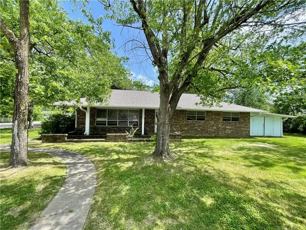 1607 Mcray Avenue, Springdale